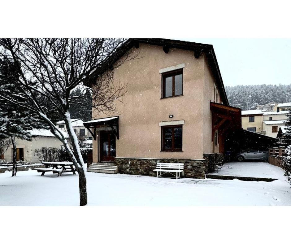 La Granja - Maison Avec Cheminee, Jardin, Baby-Foot Formiguères Eksteriør billede